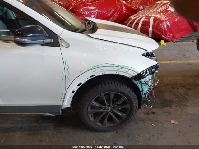 2T3RFREV9JW706265 Toyota Rav4 Adventure/xle