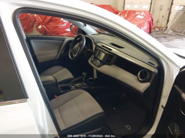 2T3RFREV9JW706265 Toyota Rav4 Adventure/xle
