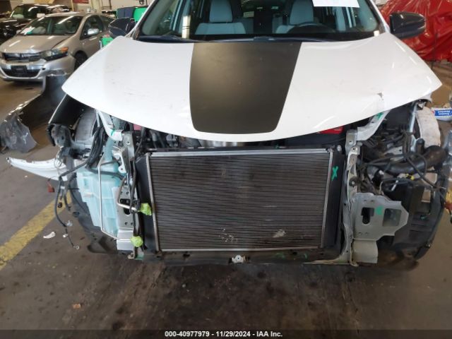 2T3RFREV9JW706265 Toyota Rav4 Adventure/xle