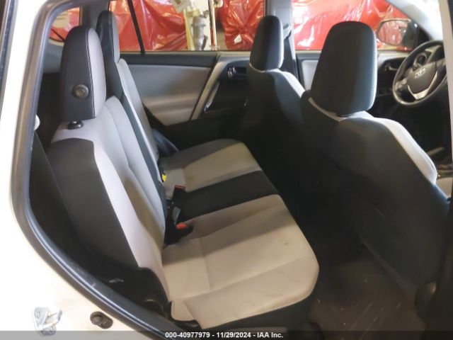 2T3RFREV9JW706265 Toyota Rav4 Adventure/xle