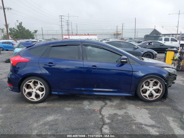 1FADP3L96GL230651 Ford FOCUS ST