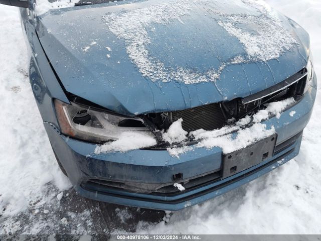 3VW2B7AJXHM379064 Volkswagen Jetta 1.4t S