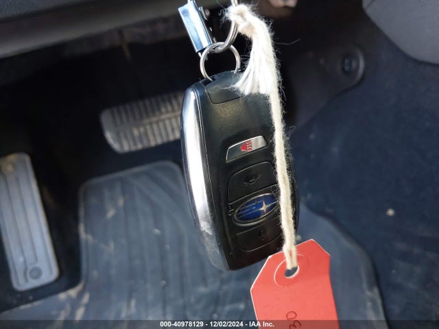 JF2GUADC9RH228950 Subaru Crosstrek Premium