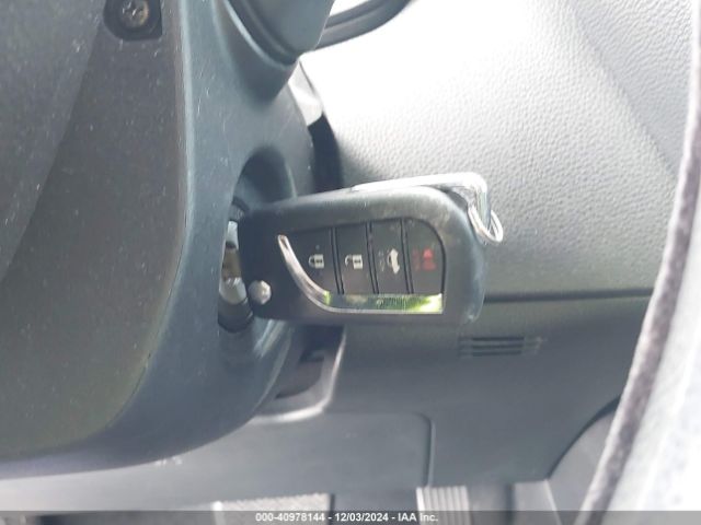 5YFB4MDE1PP042669 Toyota COROLLA LE