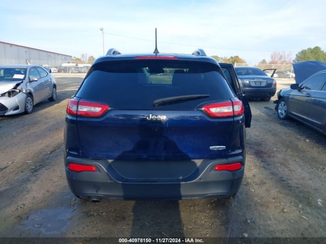 1C4PJLCB7GW248392 Jeep Cherokee Latitude