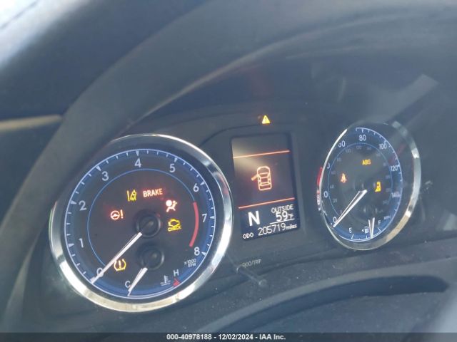 2T1BURHE2JC043540 Toyota COROLLA L
