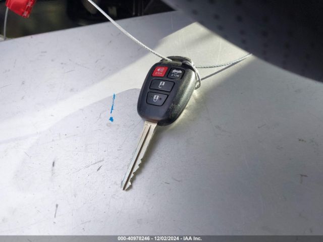 5YFBURHE8GP496151 Toyota COROLLA LE