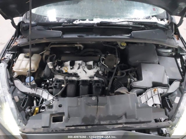 Ford FOCUS SE 2015 1FADP3K24FL334459 Image 10