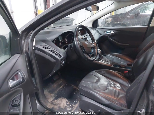 Ford FOCUS SE 2015 1FADP3K24FL334459 Image 5