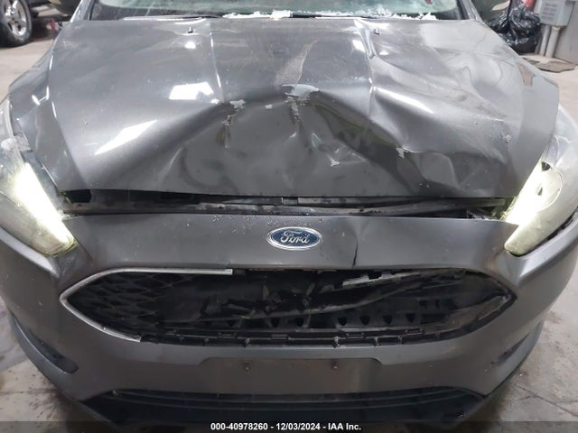 Ford FOCUS SE 2015 1FADP3K24FL334459 Image 6