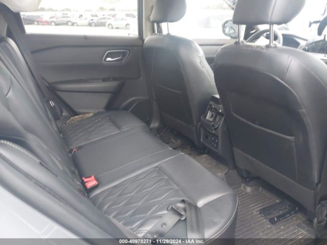 JN8AT3DC4MW106766 Nissan Rogue Platinum Fwd