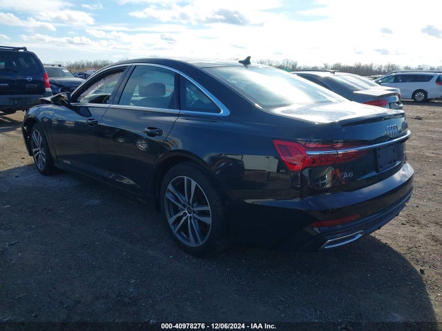 2022 AUDI A6 SEDAN WAUM2BF24NN052500 Photo 2