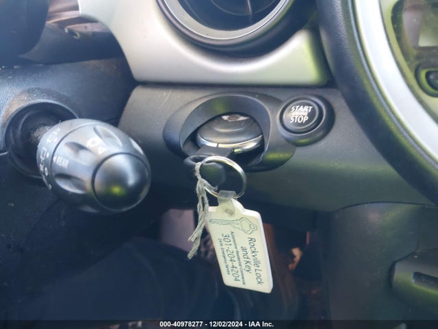 2012 MINI COOPER WMWSU3C50CT259481 Photo 10