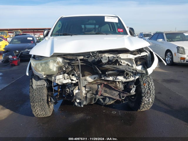 Toyota Tacoma Double Cab 2014 3TMLU4EN4EM142580 Image 13