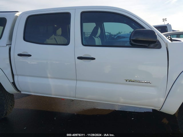Toyota Tacoma Double Cab 2014 3TMLU4EN4EM142580 Image 14