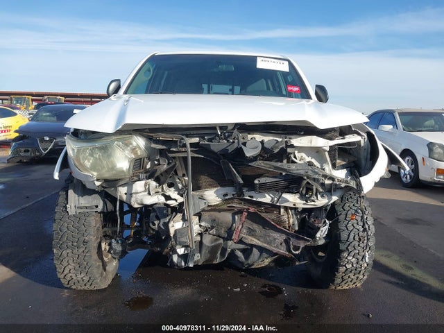 Toyota Tacoma Double Cab 2014 3TMLU4EN4EM142580 Image 6