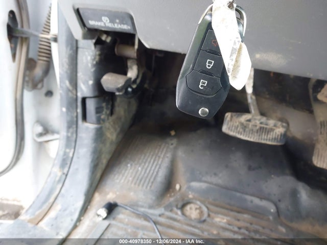 1FT7W2B60HEF06176 Ford F-250 Xl