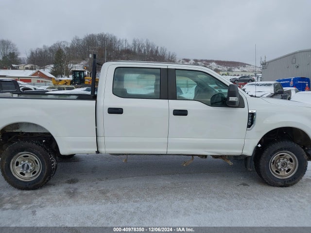 1FT7W2B60HEF06176 Ford F-250 Xl