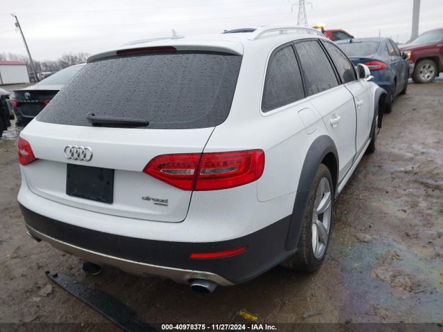 2013 AUDI ALLROAD WA1UFAFL8DA139987 Photo 3