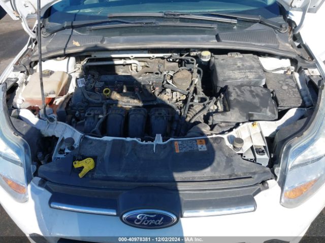 1FADP3F27EL453065 Ford FOCUS SE