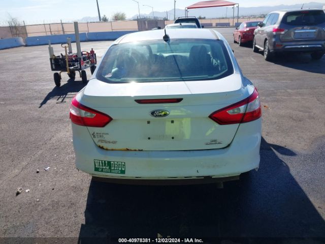 1FADP3F27EL453065 Ford FOCUS SE