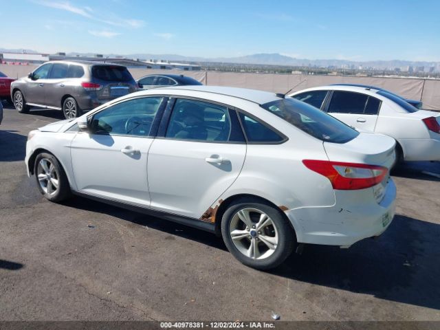 1FADP3F27EL453065 Ford FOCUS SE