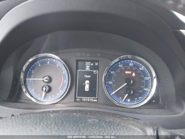 Toyota COROLLA SE 2018 2T1BURHE4JC043796 Image 7