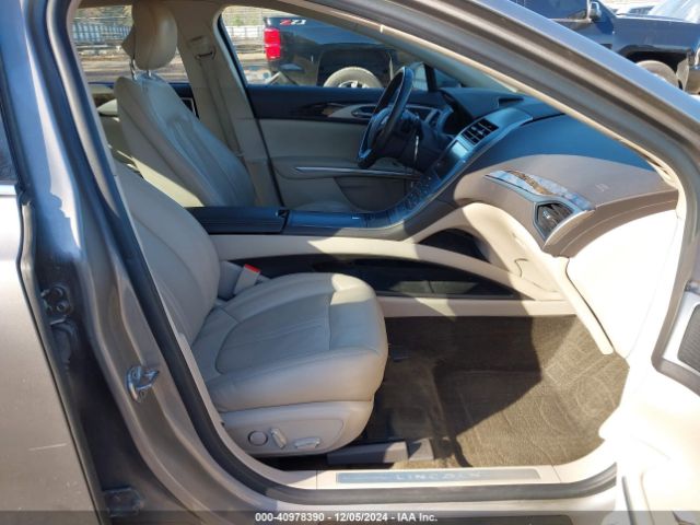 3LN6L2J99GR620863 Lincoln MKZ