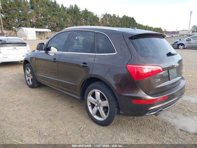 2011 Audi Q5 3.2l Premium Plus მანქანა იყიდება აუქციონზე, vin: WA1DKAFP1BA076856, აუქციონის ნომერი: 40978408
