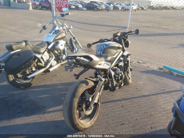 2020 TRIUMPH MOTORCYCLE STREET TRIPLE SMTA554S7LT976795 Photo 3