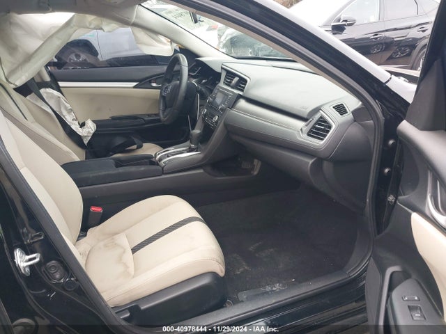 Honda Civic Lx 2018 2HGFC2F58JH529131 Image 5