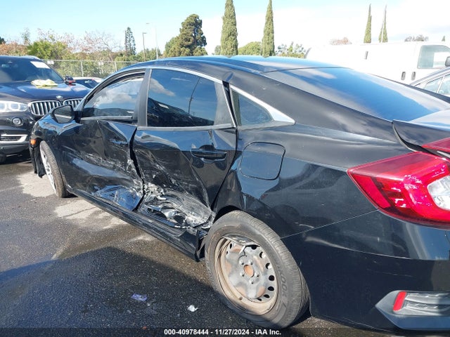 Honda Civic Lx 2018 2HGFC2F58JH529131 Image 6