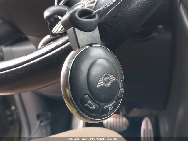 2011 MINI COOPER S COUNTRYMAN WMWZC3C56BWL80496 Photo 10