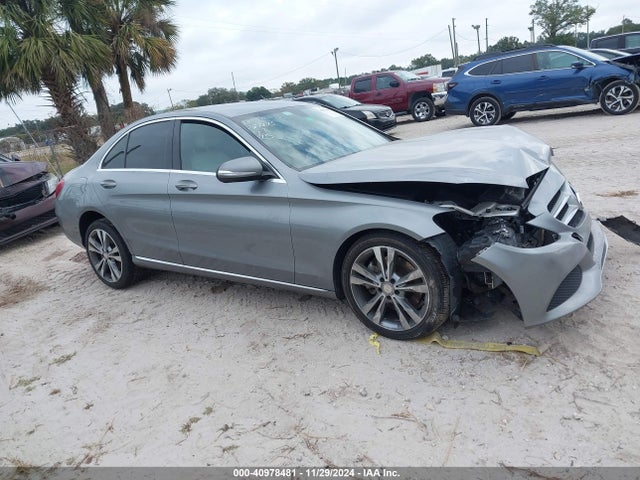 55SWF4KB3FU016359 Mercedes-Benz C 300 4matic/luxury 4matic/sport 4matic