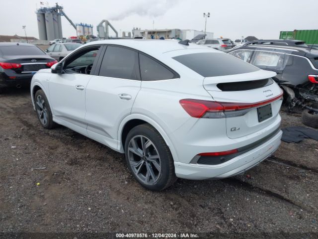 2024 AUDI Q4 SPORTBACK E-TRON WA13UBFZ3RP084588 Photo 2