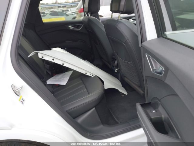 2024 AUDI Q4 SPORTBACK E-TRON WA13UBFZ3RP084588 Photo 7