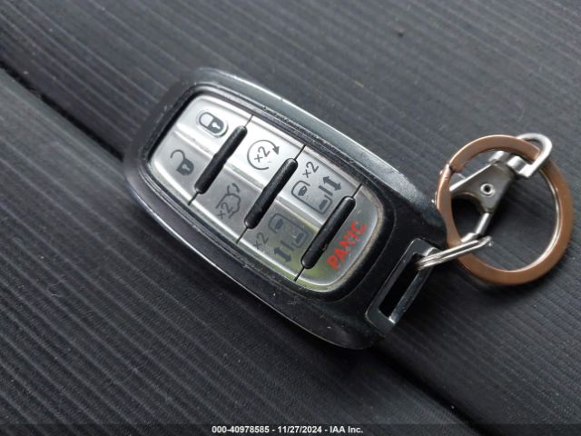 2C4RC1DG0HR552546 Chrysler Pacifica Touring