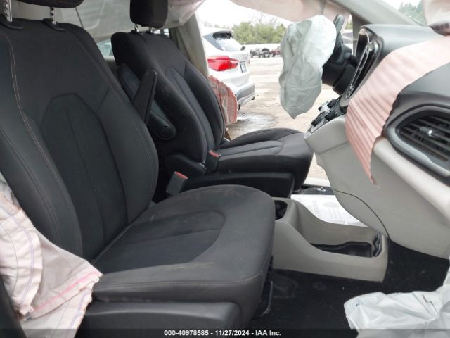 2C4RC1DG0HR552546 Chrysler Pacifica Touring