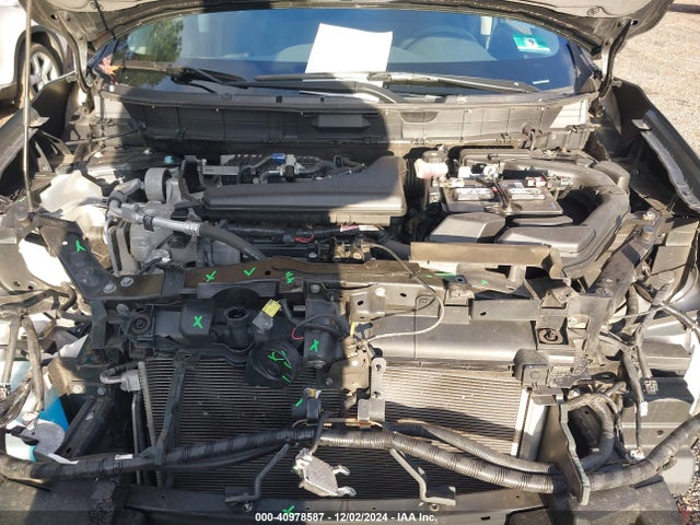 Nissan ROGUE SV 2018 5N1AT2MV0JC836237 Image 10