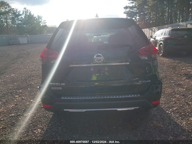 Nissan ROGUE SV 2018 5N1AT2MV0JC836237 Image 16