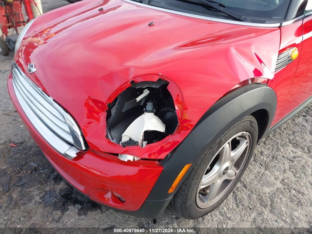 2009 MINI COOPER WMWMR33579TZ18529 Photo 5