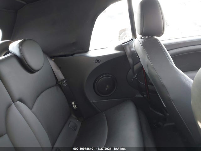 2009 MINI COOPER WMWMR33579TZ18529 Photo 7