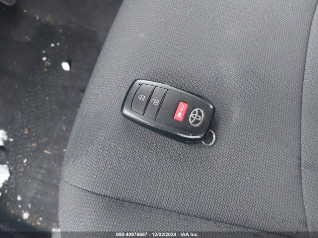7MUBAABG3PV075276 Toyota Corolla Cross Le