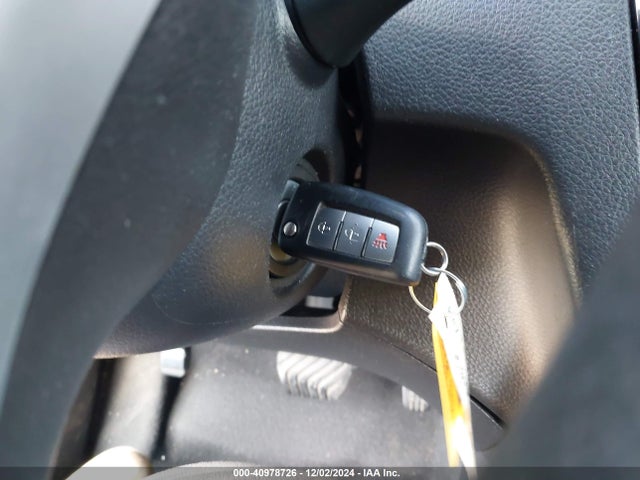 Nissan ROGUE S 2015 KNMAT2MV4FP588885 Image 11