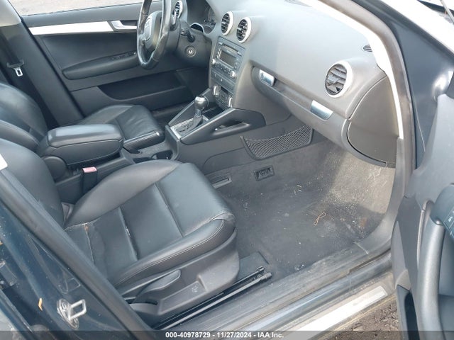 2011 AUDI A3 WAUKJAFM9BA014169 Photo 4