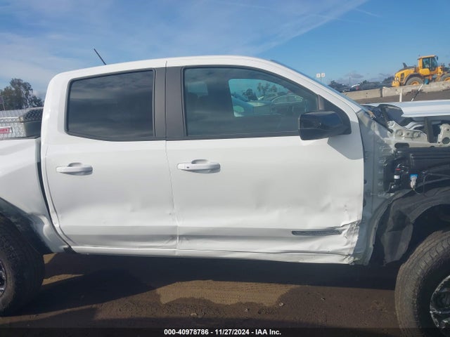 GMC Canyon 2wd Elevation 2024 1GTP5BEKXR1146225 Image 12