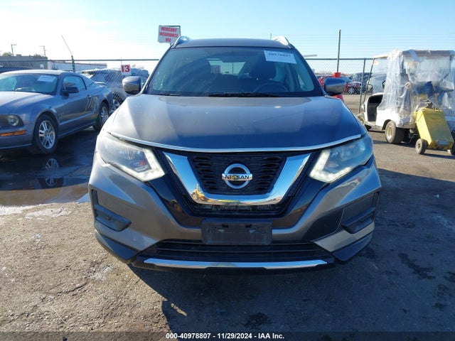 Nissan ROGUE S 2017 JN8AT2MT4HW151187 Image 12