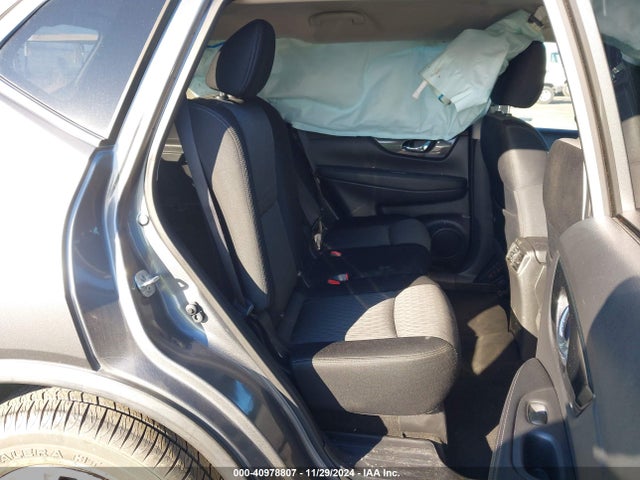 Nissan ROGUE S 2017 JN8AT2MT4HW151187 Image 8