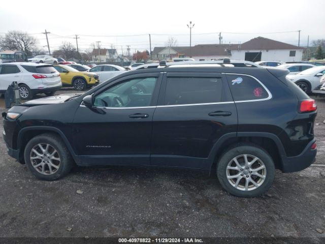 1C4PJMCB0HW590659 Jeep Cherokee Latitude 4x4