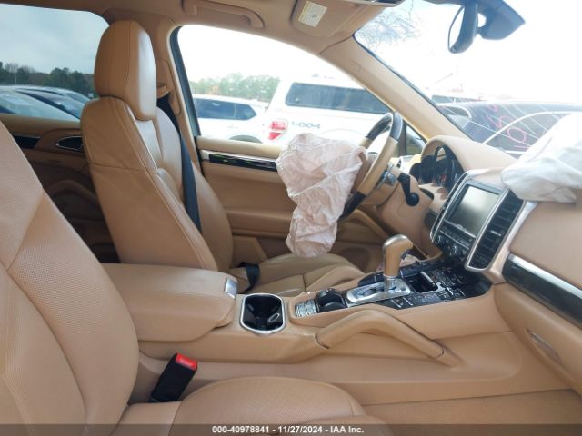 2016 PORSCHE CAYENNE WP1AA2A25GLA02931 Photo 4